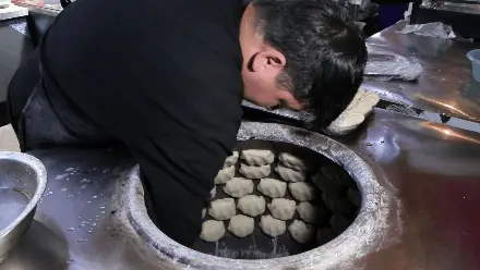 当地美食_美食当地人戏称_美食当地特色