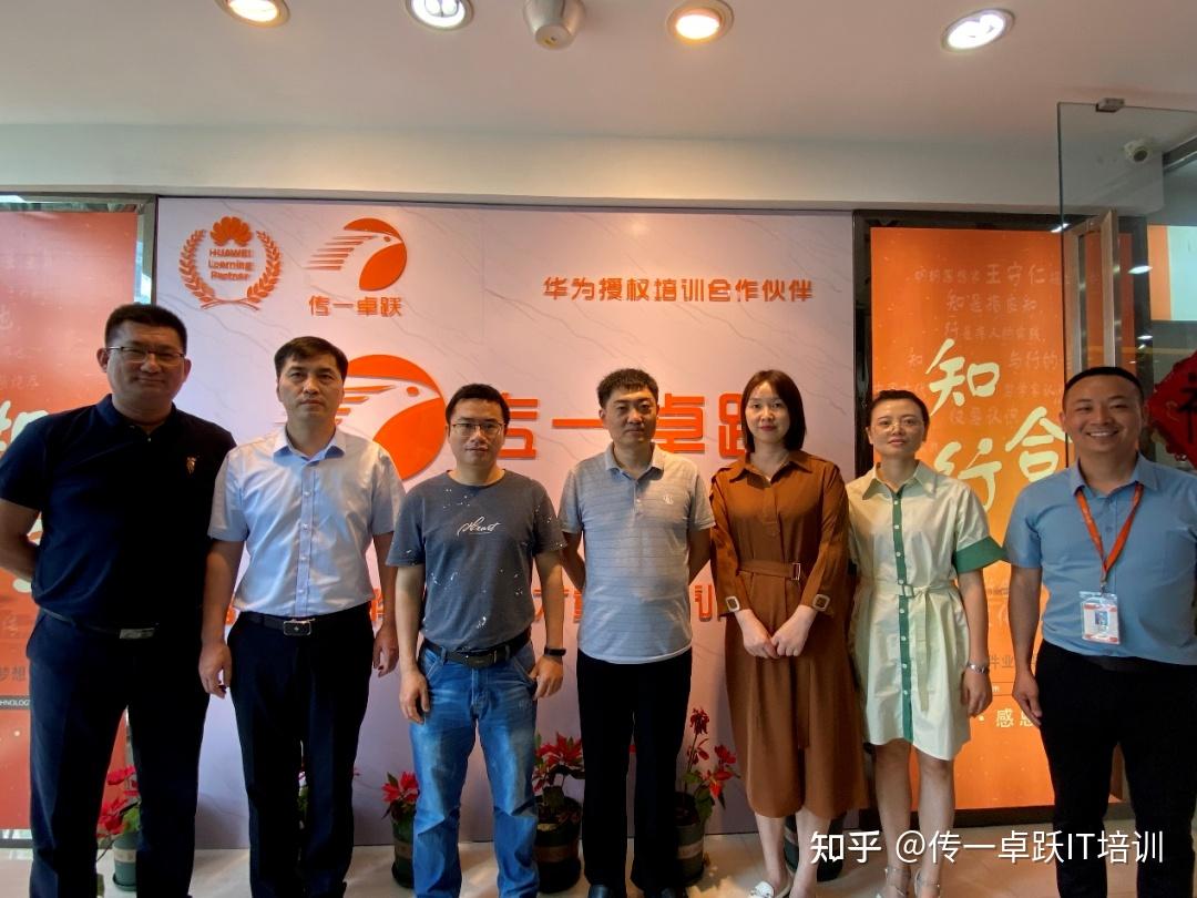 推荐英语_推荐：_推荐一本书