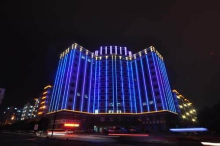 【沈阳夜场女孩招聘】夜总会等你来挑战，展现你的佳丽魅力与才华！(图1)